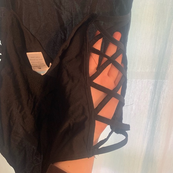 Side Lace-up Bodysuit! - Picture 5 of 5